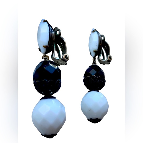 Vintage LEVI SEGAL California 1950’s Era Glass Clip On Earrings Women’s Jewelry - Picture 3 of 7